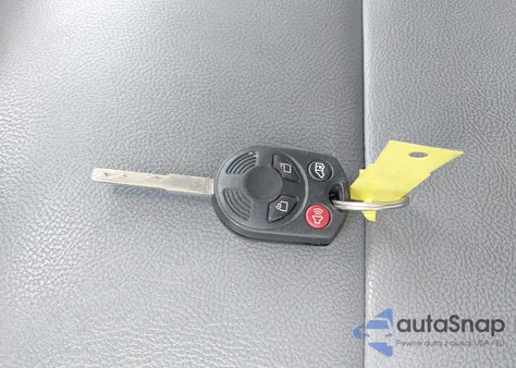 2015 Ford Transit-250 z USA, uszkodzony, nr VIN 1FTNR1CM2FKB18144